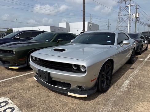 Used 2021 Dodge Challenger GT w/ Blacktop Package RWD image 4