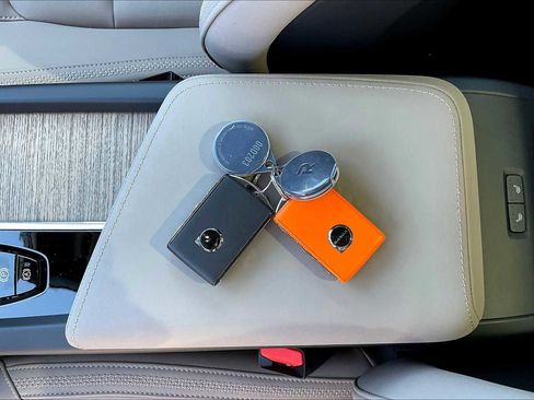 New 2026 Volvo XC60 B5 Plus w/ Protection Package Premier image 34