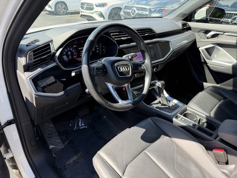 Used 2020 Audi Q3 2.0T Premium image 6
