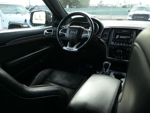 Used 2018 Jeep Grand Cherokee Trackhawk image 24