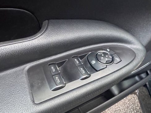 Used 2014 Lincoln MKT AWD w/ Equipment Group 201A image 11