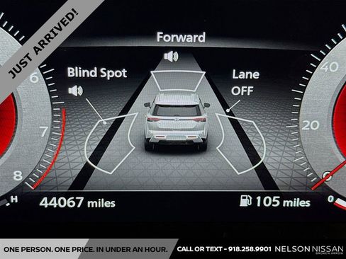 Certified 2023 Nissan Pathfinder Platinum w/ Cargo Package image 12