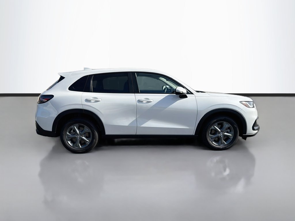 Certified 2026 Honda HR-V LX image 4