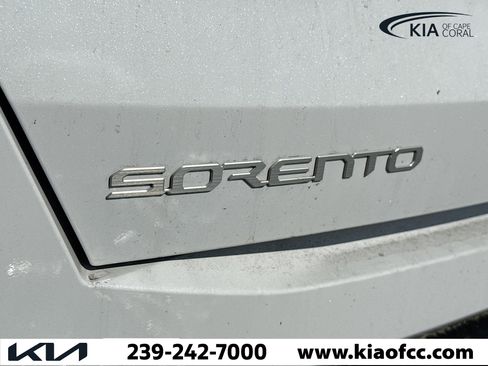 New 2026 Kia Sorento S image 10