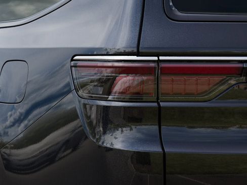 New 2025 Jeep Wagoneer L Series III w/ Quick Order Package 25C Super image 32