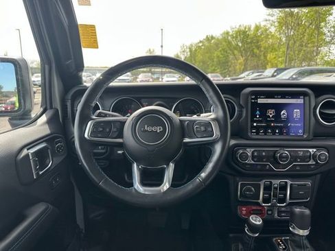 Used 2023 Jeep Wrangler Unlimited Rubicon 4xe w/ Cold Weather Group AWD/4WD image 21