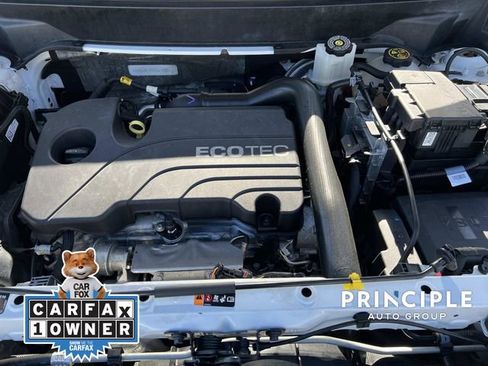 Used 2022 Chevrolet Equinox RS w/ Infotainment Package image 34