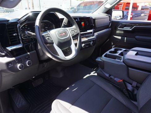 Certified 2024 GMC Sierra 1500 Elevation w/ X31 Off-Road Package AWD/4WD image 18