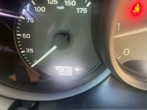 Used 2023 Porsche Macan S image 17