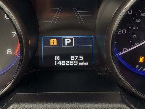 Used 2015 Subaru Outback 2.5i Premium AWD/4WD image 12