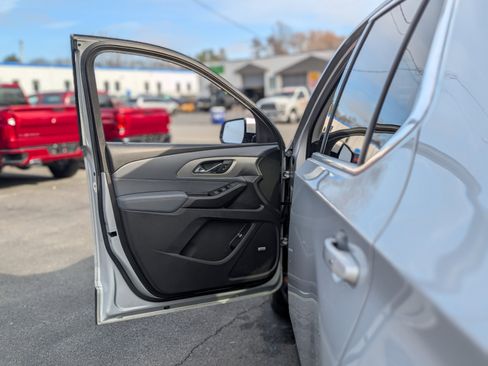 Used 2019 Chevrolet Traverse LT w/ LT Premium Package image 31