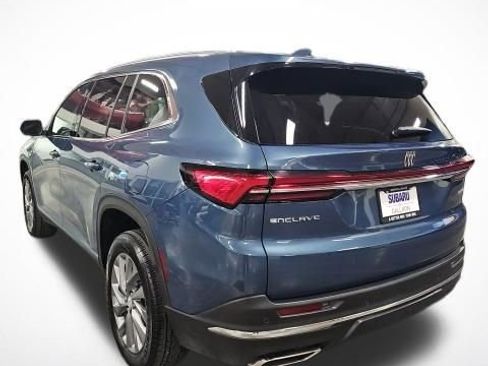 Used 2025 Buick Enclave Preferred image 10