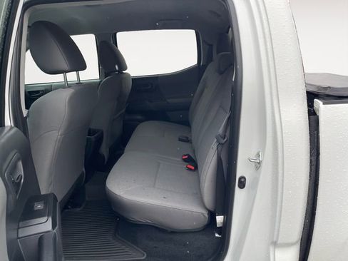 Used 2023 Toyota Tacoma SR AWD/4WD image 13