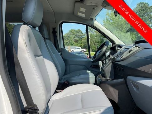 Used 2016 Ford Transit 150 XL image 15