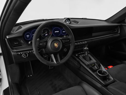 Used 2022 Porsche 911 GT3 image 4