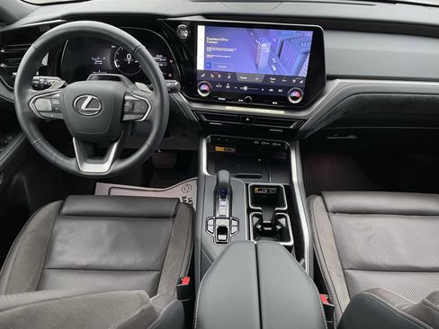 Used 2025 Lexus TX 350 AWD w/ Technology Package image 23