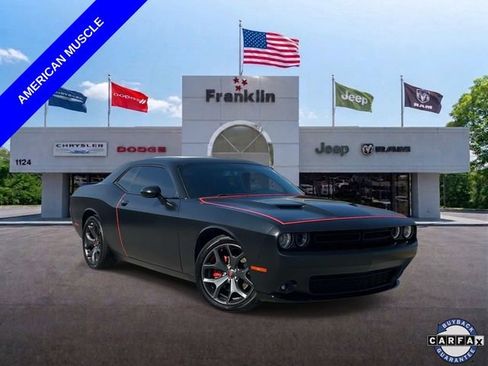 Used 2018 Dodge Challenger R/T Plus RWD image 1