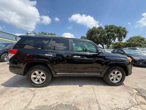 Used 2011 Toyota 4Runner SR5 AWD/4WD image 8