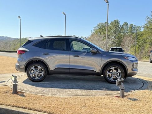 Used 2025 Ford Escape ST-Line image 8