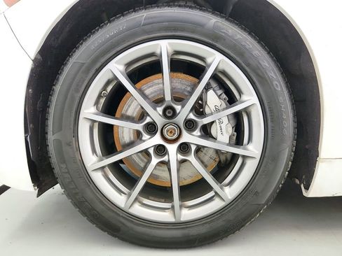 Used 2019 Alfa Romeo Giulia AWD image 30