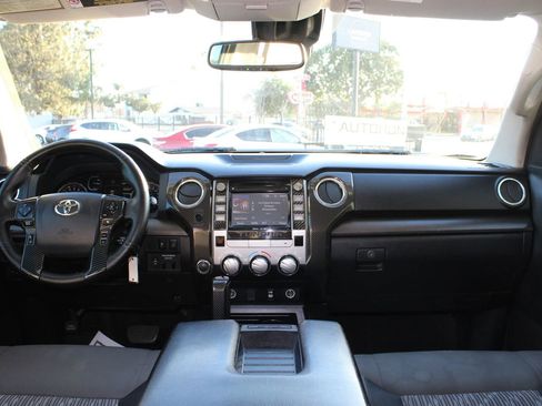 Used 2018 Toyota Tundra SR5 w/ SR5 Upgrade Package image 24