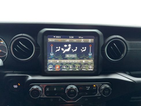Used 2022 Jeep Wrangler Unlimited Sahara w/ Cold Weather Group AWD/4WD image 26