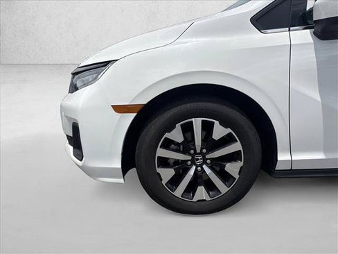 Used 2025 Honda Odyssey EX-L image 26