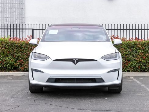 Used 2023 Tesla Model X AWD/4WD image 3