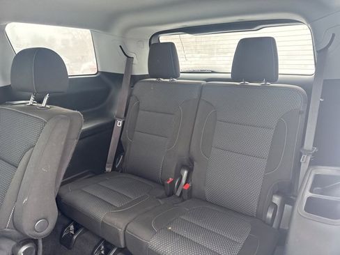 Used 2023 GMC Acadia SLE w/ Driver Convenience Package image 21