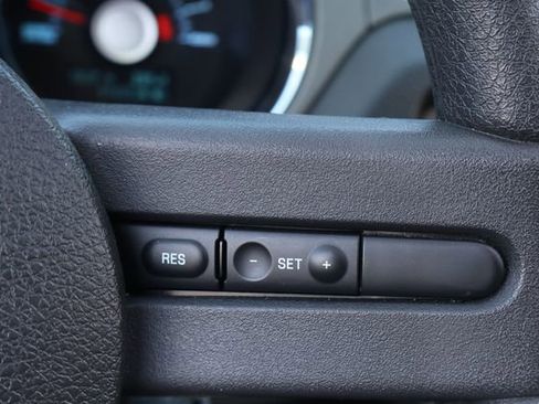 Used 2012 Ford Mustang Convertible image 22