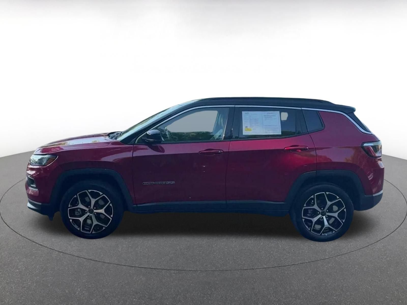 Used 2025 Jeep Compass Limited AWD/4WD image 8