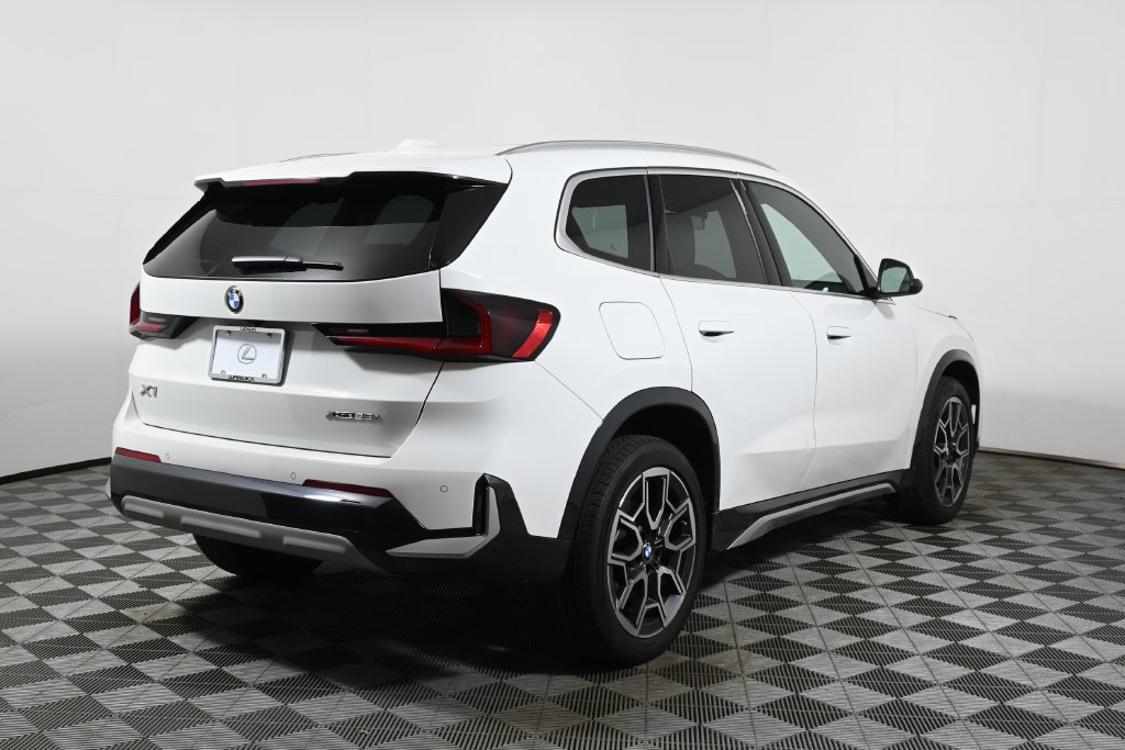 Used 2025 BMW X1 xDrive28i w/ Convenience Package AWD/4WD image 7