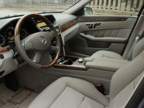 Used 2012 Mercedes-Benz E 350 4MATIC Sedan image 13