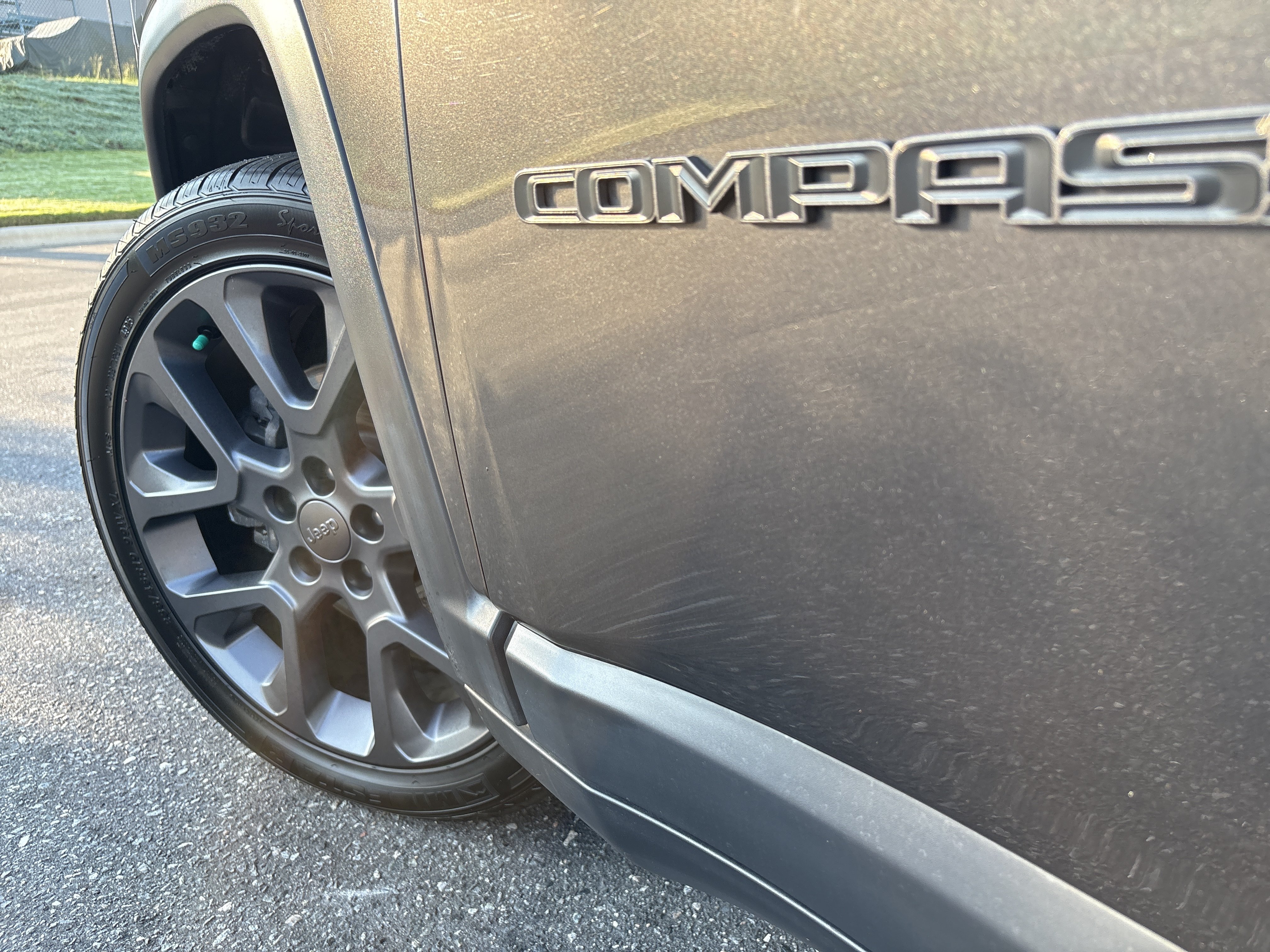 Used 2021 Jeep Compass Latitude FWD image 12