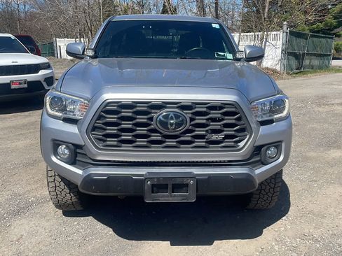 Used 2021 Toyota Tacoma TRD Off-Road image 12