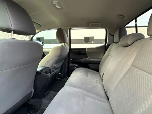 Used 2021 Toyota Tacoma SR image 18
