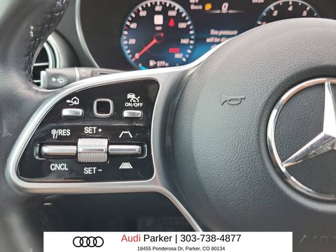 Used 2022 Mercedes-Benz GLC 300 4MATIC image 17