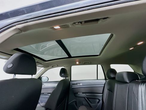 Used 2018 Volkswagen Atlas Launch Edition image 33