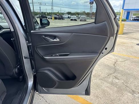 Used 2025 Chevrolet Blazer LT FWD image 26