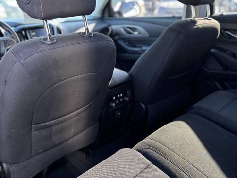 Used 2019 Chevrolet Traverse LS image 14