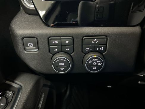 New 2026 Chevrolet Silverado 1500 RST w/ Convenience Package II AWD/4WD image 18