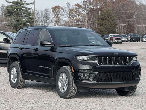 New 2025 Jeep Grand Cherokee Laredo w/ Luxury Tech Group I image 7