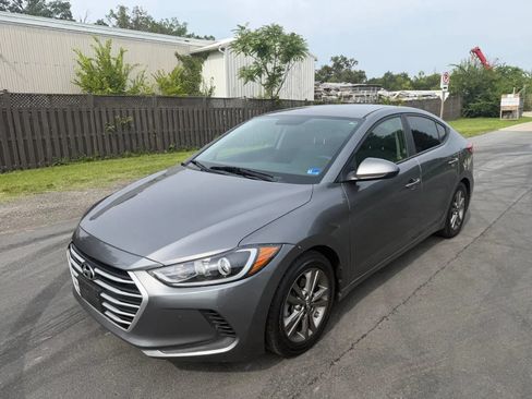 Used 2018 Hyundai Elantra SEL FWD image 1