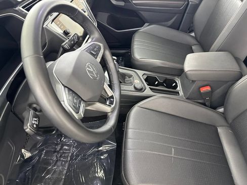 Used 2024 Volkswagen Tiguan Wolfsburg Edition AWD/4WD image 22
