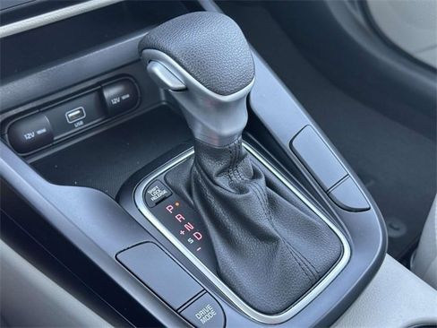 Certified 2022 Kia Soul LX image 22