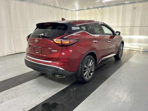 Used 2021 Nissan Murano SV w/ SV Special Edition Package FWD image 2