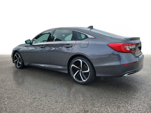 Used 2019 Honda Accord Sport image 3