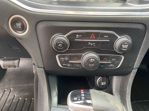 Used 2015 Dodge Charger SXT w/ AWD Plus Group image 15