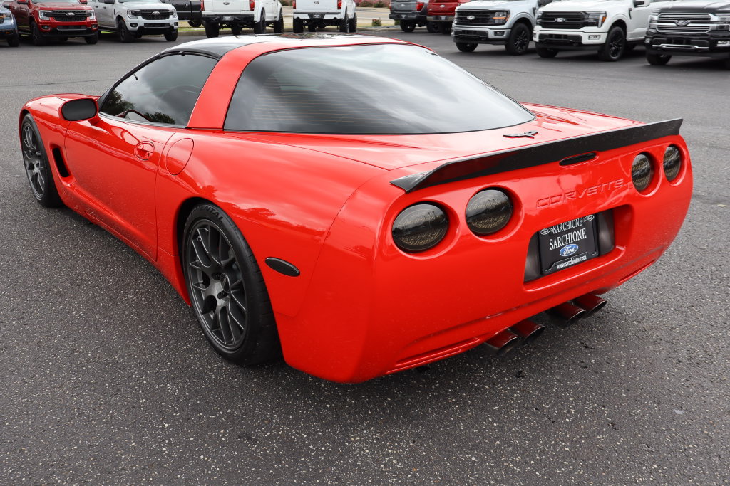Used 2001 Chevrolet Corvette Coupe RWD image 14