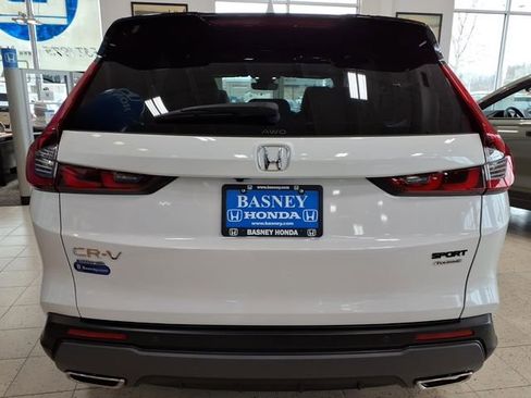 Certified 2025 Honda CR-V Sport Touring image 9